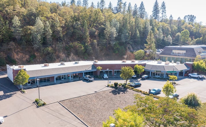 Pictures of Retail property located at 384 Placerville Dr, Placerville, CA 95667 for lease - image #1