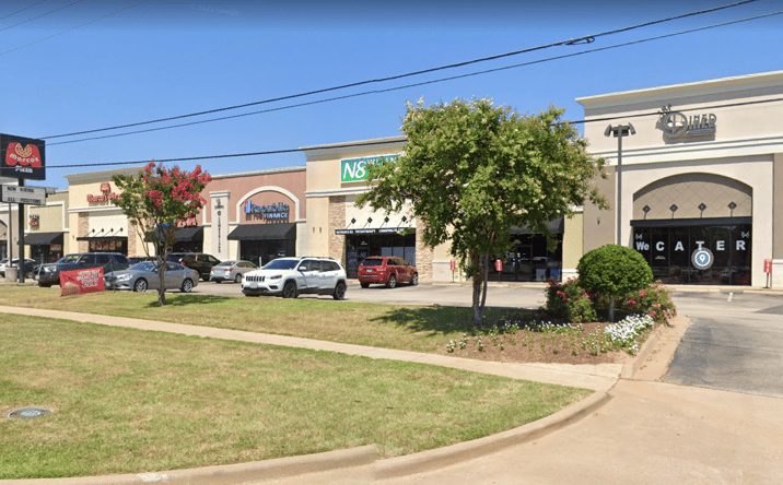 Pictures of Retail property located at 7924 S Broadway Ave, Tyler, TX 75703 for lease - image #1