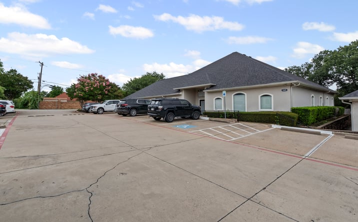 Pictures of Office property located at 1005 Glade Rd, Colleyville, TX 76034 for lease - image #1