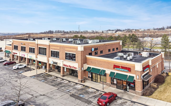 Pictures of Retail property located at 9501 Vista Way, Garfield Heights, OH 44125 for lease - image #1