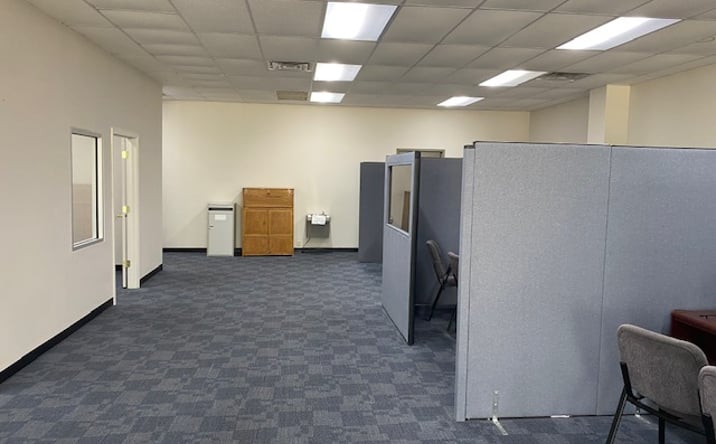 Pictures of Retail property located at 10457 Sorrento Rd, Pensacola, FL 32507 for lease - image #1