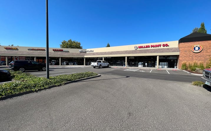 Pictures of Retail property located at 15975 SW 72nd Ave, Tigard, OR 97224 for lease - image #1