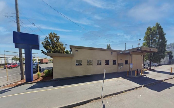 Pictures of Retail property located at 3165 NW Yeon Ave, Portland, OR 97210-1521 for lease - image #1
