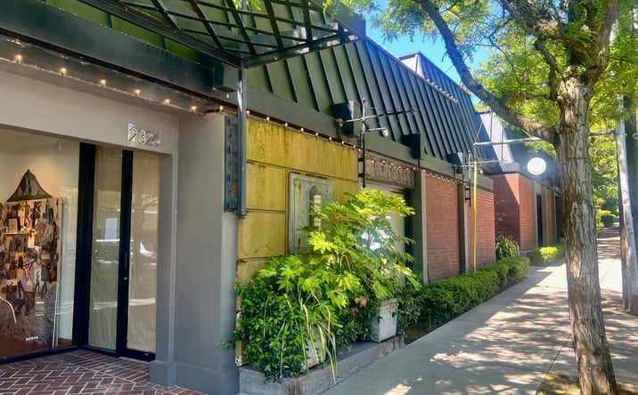 Pictures of Retail, Office property located at 2326 NW Irving Street, Portland, OR 97210 for lease - image #1
