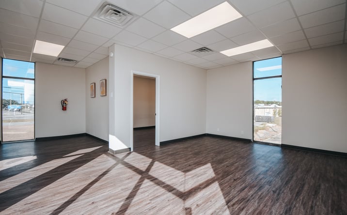 Pictures of Retail, Office, Special Purpose property located at 4104 Houston Hwy, Victoria, TX 77901 for lease - image #1
