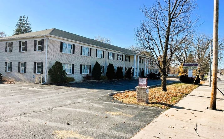 Pictures of Office property located at 1345 W Mason St, Green Bay, WI 54303 for lease - image #1
