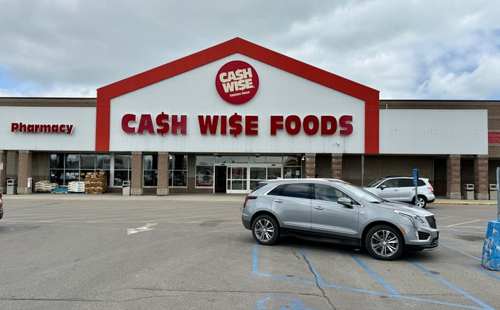 Pictures of Retail, Office, Restaurant property located at 3300 US-10, Moorhead, MN 56560 for lease - image #1