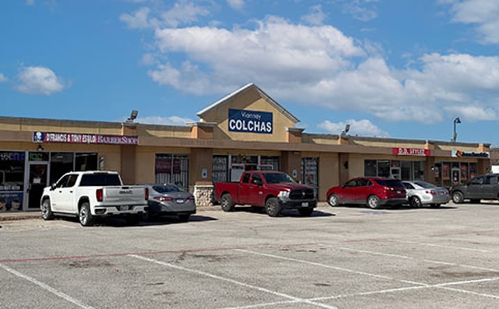 Pictures of Retail property located at 1500 E Abram St, Arlington, TX 76010 for lease - image #1