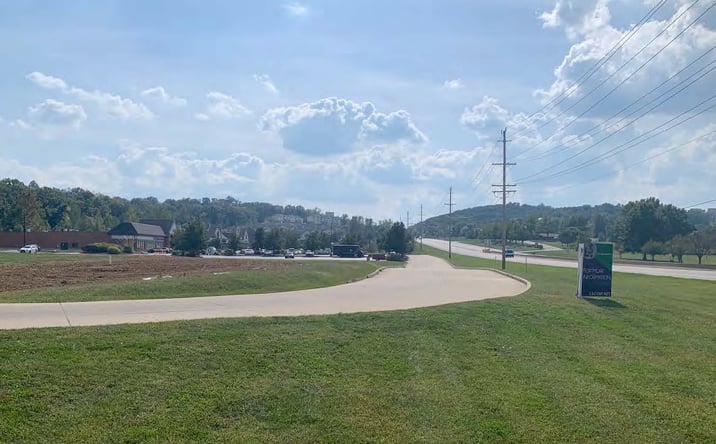 Pictures of Land property located at 8 Legends Pkwy, Eureka, MO 63025 for lease - image #1