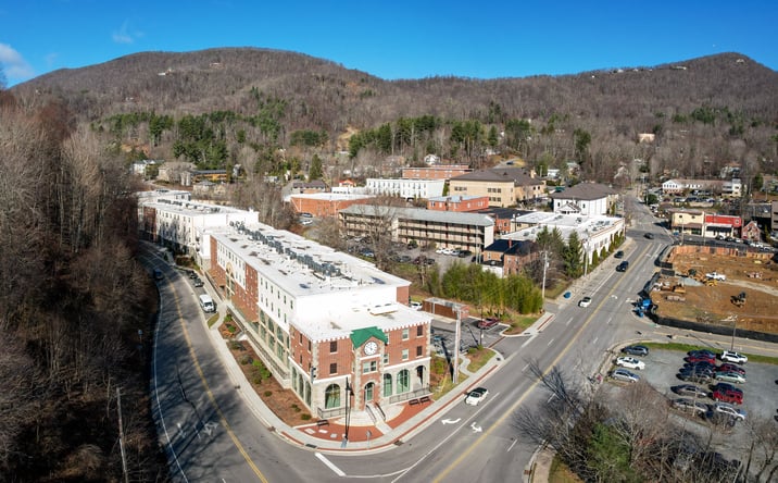 Pictures of Retail, Office property located at 144 Poplar Grove Rd, Boone, NC 28607 for lease - image #1