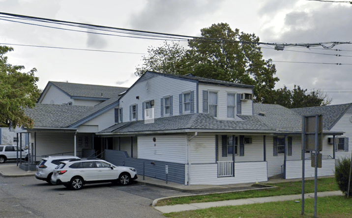 Pictures of Office property located at 1305 Middle Country Rd, Selden, NY 11784 for lease - image #1