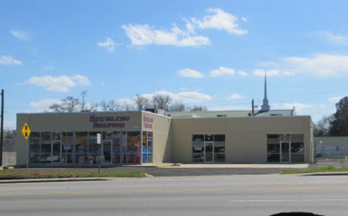 Pictures of Retail, Office property located at 737 Shurling Dr, Macon, GA 31211 for lease - image #1