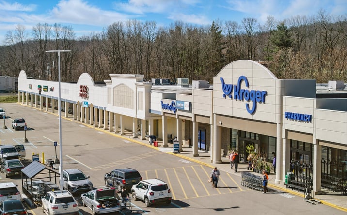 Pictures of Retail, Office, Restaurant property located at 260 W Carleton Rd, Hillsdale, MI 49242 for lease - image #1