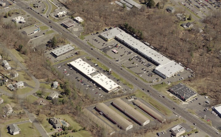 Pictures of Retail property located at 293-305 U.S. 22, Green Brook Township, NJ 08812 for lease - image #1