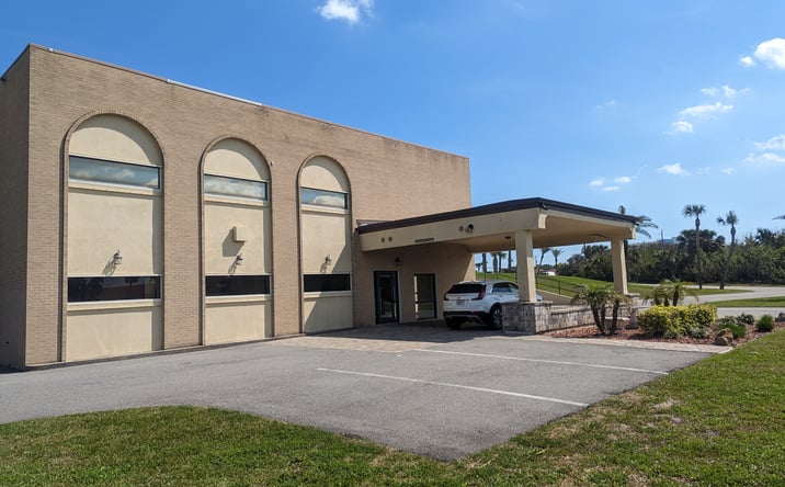 Pictures of Office property located at 1010 Ocean Shore Blvd, Ormond Beach, FL 32176 for lease - image #1