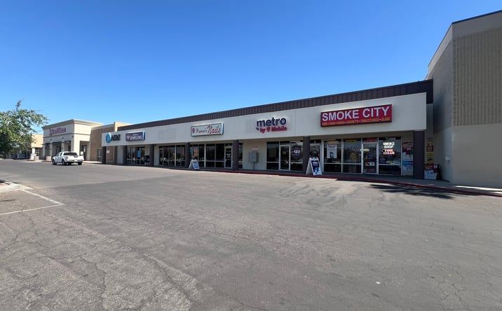 Pictures of Retail property located at 3061 W Apache Trail, Apache Junction, AZ 85120 for lease - image #1