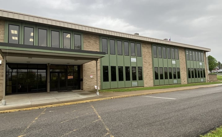 Pictures of Office property located at 2000 Clairton Rd, West Mifflin, PA 15122 for lease - image #1