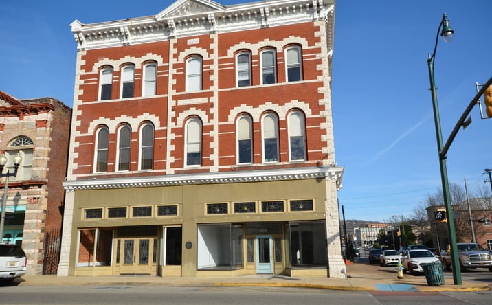 Pictures of Office property located at 1001 Noble St, Anniston, AL 36201 for lease - image #1