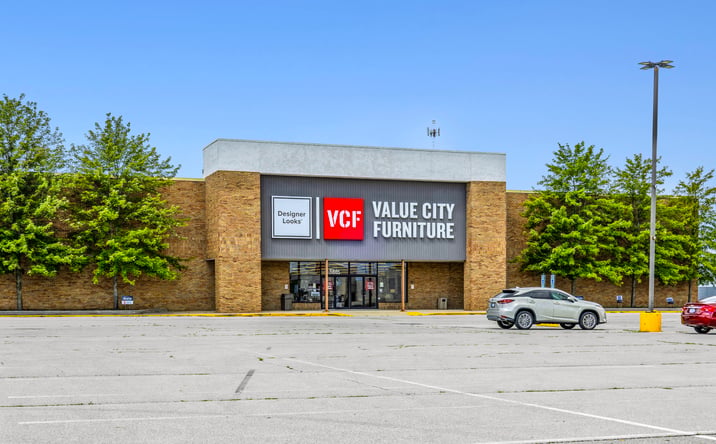 Pictures of Retail property located at 5851 Grape Rd, Mishawaka, IN 46545 for lease - image #1