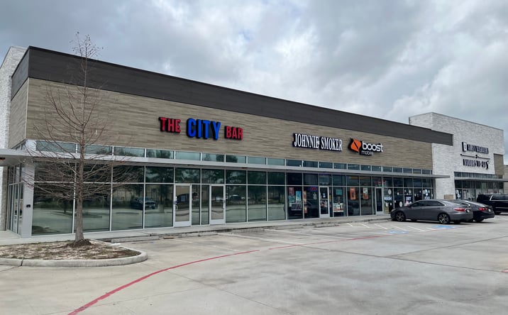 Pictures of Retail property located at 585 W Airtex Blvd, Houston, TX 77090 for lease - image #1
