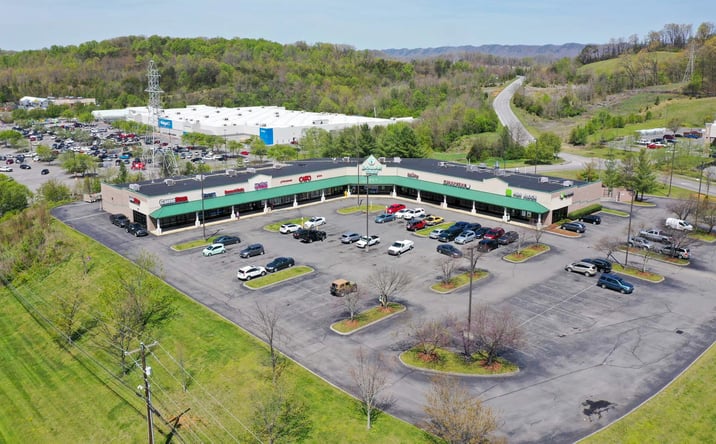 Pictures of Retail, Office property located at 2400 W Stone Dr, Kingsport, TN 37660 for lease - image #1
