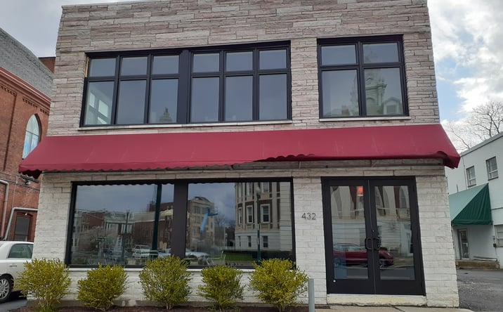 Pictures of Retail property located at 432 Franklin St, Schenectady, NY 12305 for lease - image #1