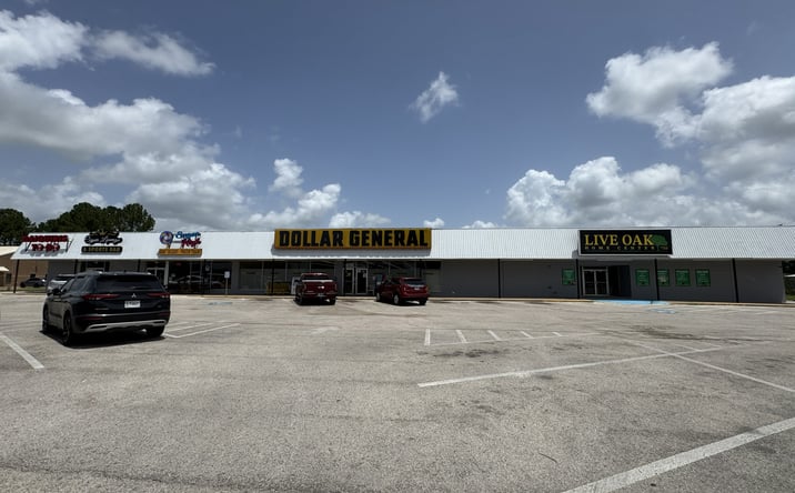 Pictures of Retail property located at 1404 Walnut St, Columbus, TX 78934 for lease - image #1