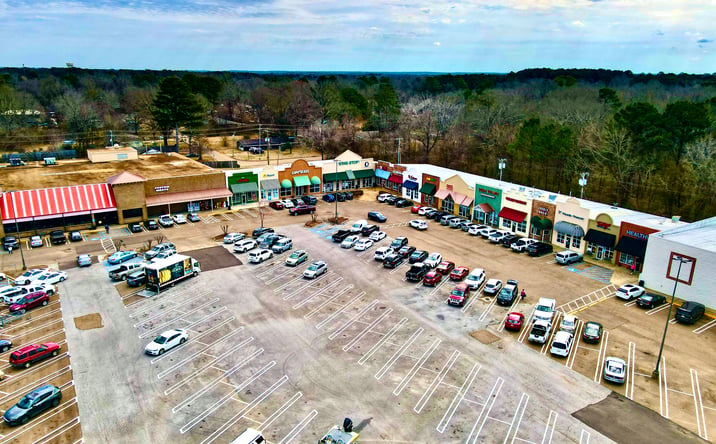 Pictures of Retail property located at 398 US-51, Ridgeland, MS 39157 for lease - image #1