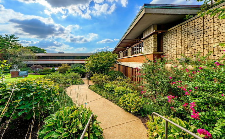 Pictures of Office property located at 345, 349, 353, 357 Marshall Avenue, Webster Groves, MO 63119 for lease - image #1