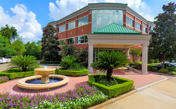Pictures of Office property located at 9400 Grogans Mill Road, The Woodlands, TX 77380 for lease - image #1