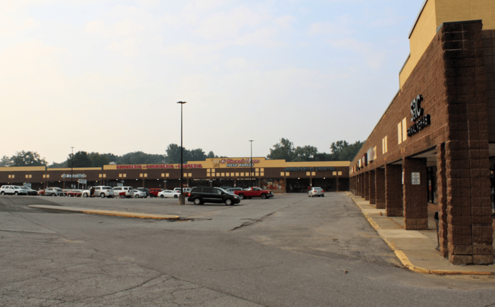 Pictures of Retail property located at 7523 State Ave, Kansas City, KS 66112 for lease - image #1
