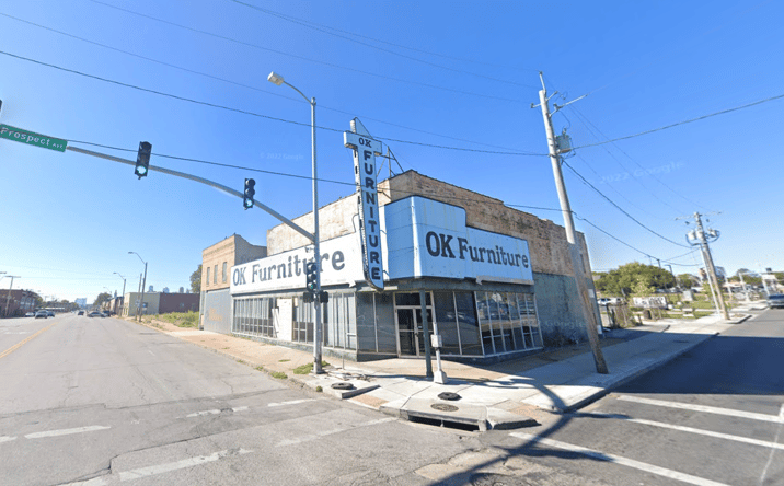 Pictures of Retail property located at 2522 E Truman Rd, KCMO, MO 64127 for lease - image #1