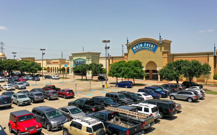 Pictures of Retail property located at 12520 Fountain Lake Cir, Stafford, TX 77477 for lease - image #1