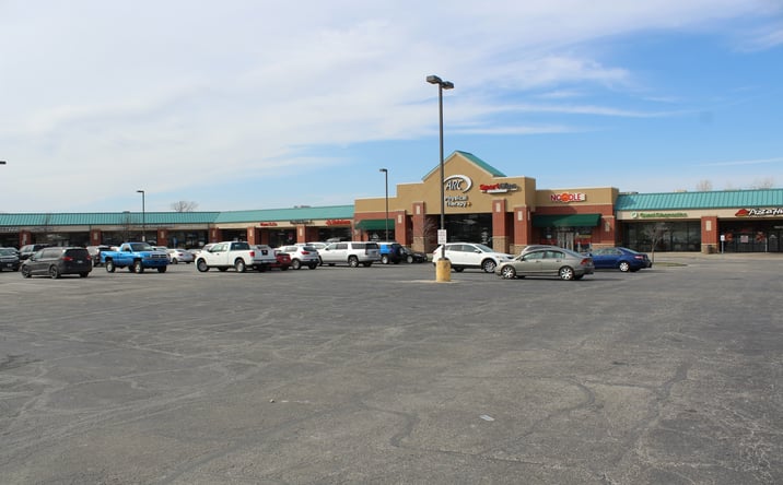Pictures of Retail property located at 10900 Parallel Pkwy, Kansas City, KS 66109 for lease - image #1
