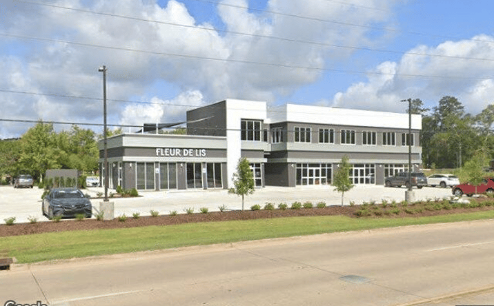 Pictures of Retail, Office property located at 1420 SW Railroad Ave, Hammond, LA 70403 for lease - image #1