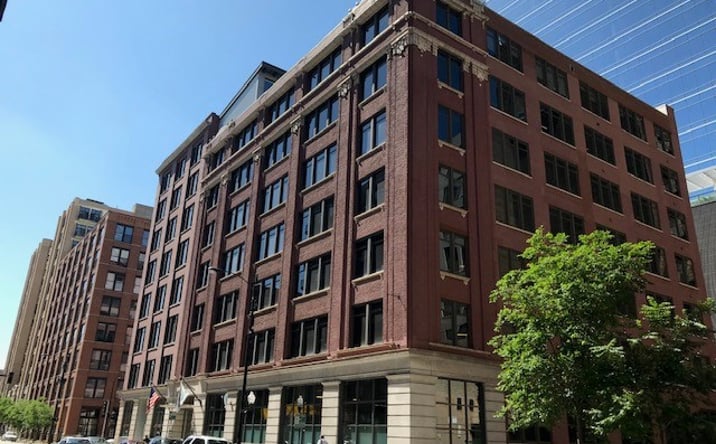 Pictures of Office property located at 626 W. Jackson, Chicago, IL 60661 for lease - image #1