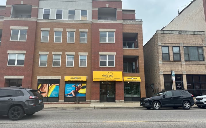 Pictures of Retail, Office property located at 1652 W North Avenue, Chicago, IL 60622 for lease - image #1