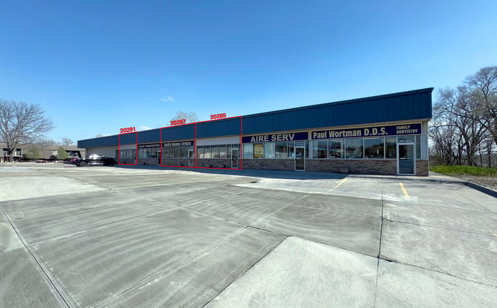 Pictures of Retail, Office property located at 20285 Wirt St, Omaha, NE 68022 for lease - image #1