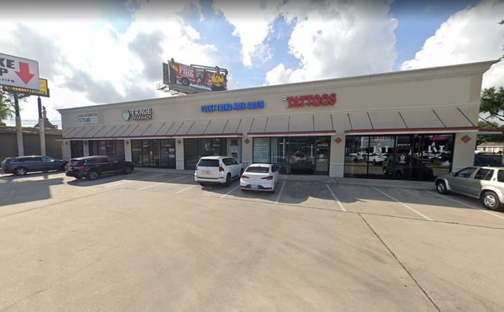 Pictures of Retail property located at 8104 Southwest Freeway, Houston, TX 77074 for lease - image #1