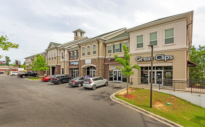 Pictures of Retail property located at 1525 W Tennessee St, Tallahassee, FL 32304 for lease - image #1