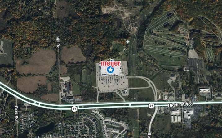 Pictures of Retail property located at 6001 Highland Rd, White Lake Charter Township, MI 48383 for lease - image #1