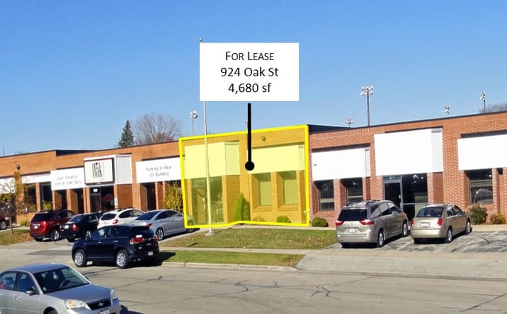 Pictures of Office, Retail property located at 930 Oak St, De Pere, WI 54115 for lease - image #1