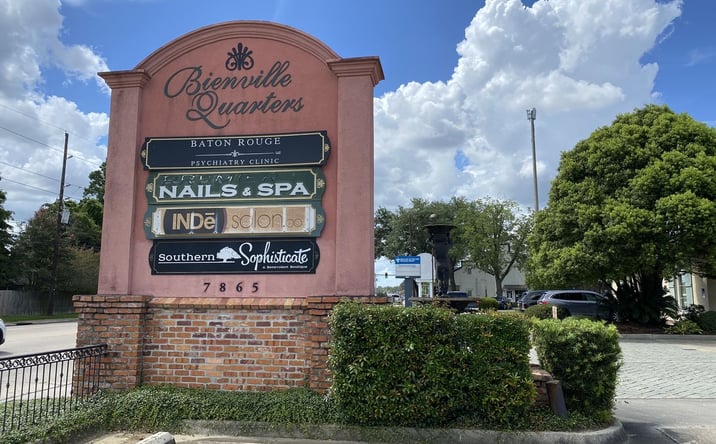 Pictures of Retail property located at 7865 Jefferson Hwy, Baton Rouge, LA 70809 for lease - image #1