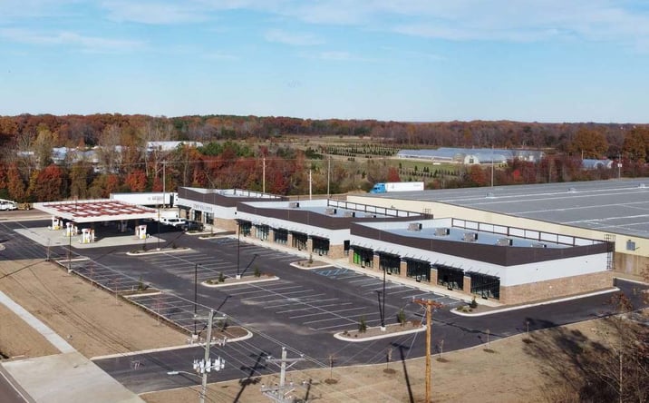 Pictures of Retail property located at 9150 Hacks Cross, Olive Branch, MS 38654 for lease - image #1