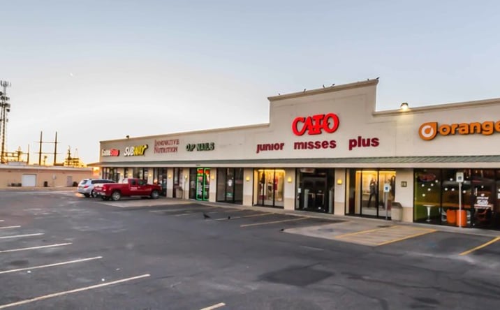 Pictures of Retail property located at 7401 SW 45th Ave, Amarillo, TX 79119 for lease - image #1