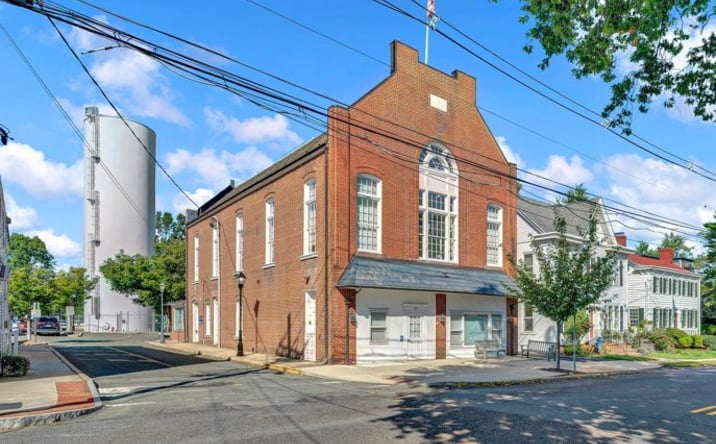 Pictures of Retail, Office property located at 24 N Main St, Pennington, NJ 08534 for lease - image #1