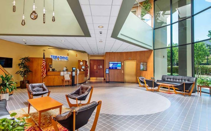 Pictures of Office property located at 30701 Agoura Rd, Agoura Hills, CA 91301 for lease - image #1