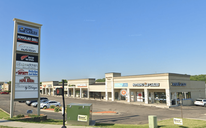 Pictures of Retail, Office property located at 2121 SW Wanamaker Rd, Topeka, KS 66614 for lease - image #1