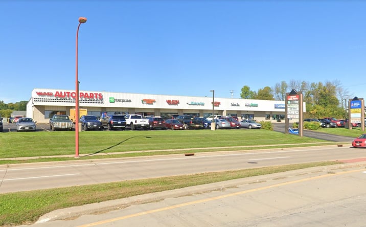 Pictures of Retail property located at 614 WI-136, Baraboo, WI 53913 for lease - image #1