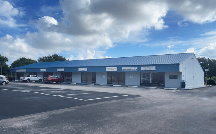 Pictures of Retail, Office property located at 620 Old Dixie Hwy SW, Vero Beach, FL 32962 for lease - image #1